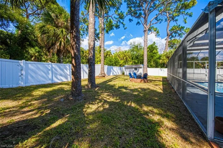 1842  Seafan  CIR, North Fort Myers, FL 33903