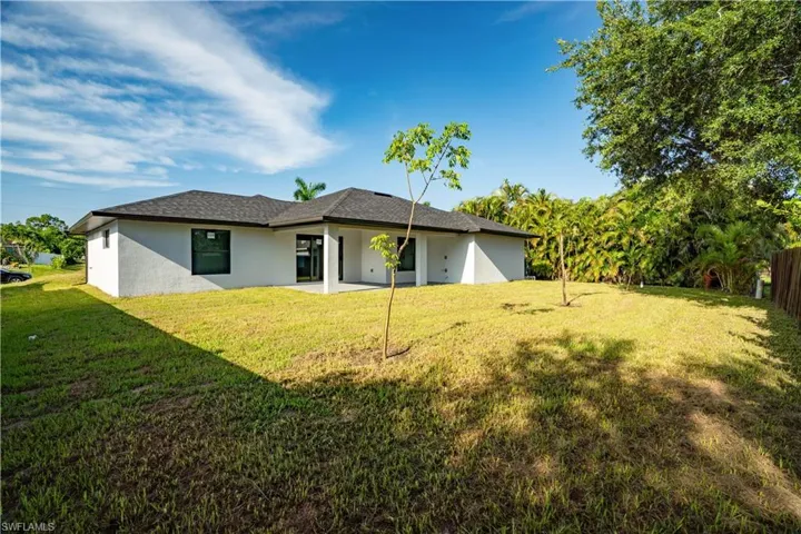 2513 Nw 24th Ter, Cape Coral, Florida 33993