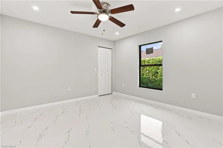2513 Nw 24th Ter, Cape Coral, Florida 33993