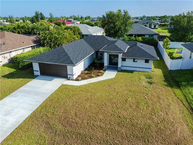 2513 Nw 24th Ter, Cape Coral, Florida 33993