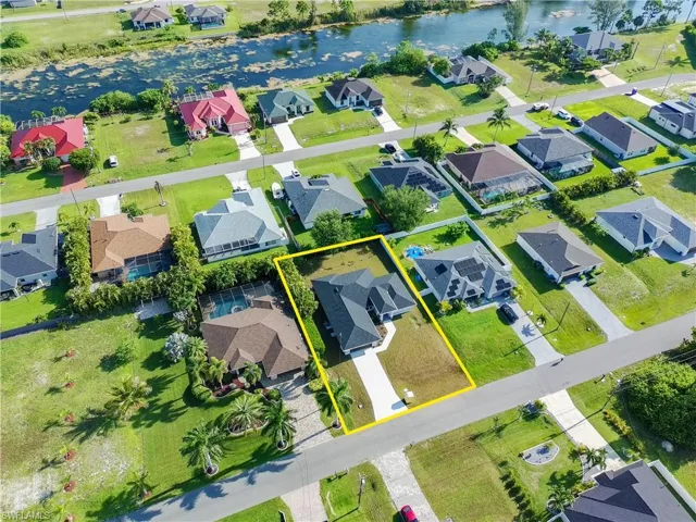 2513 Nw 24th Ter, Cape Coral, Florida 33993
