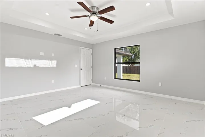 2513 Nw 24th Ter, Cape Coral, Florida 33993