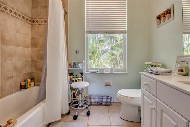 Guest bathroom is also ensuite to bedroom 2.