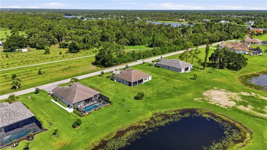17040 Serengeti Cir, Alva, Florida 33920