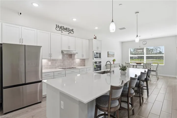 17040 Serengeti Cir, Alva, Florida 33920