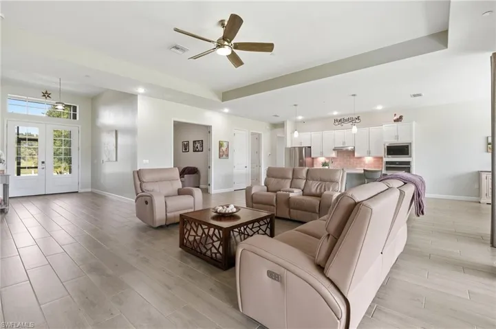 17040 Serengeti Cir, Alva, Florida 33920