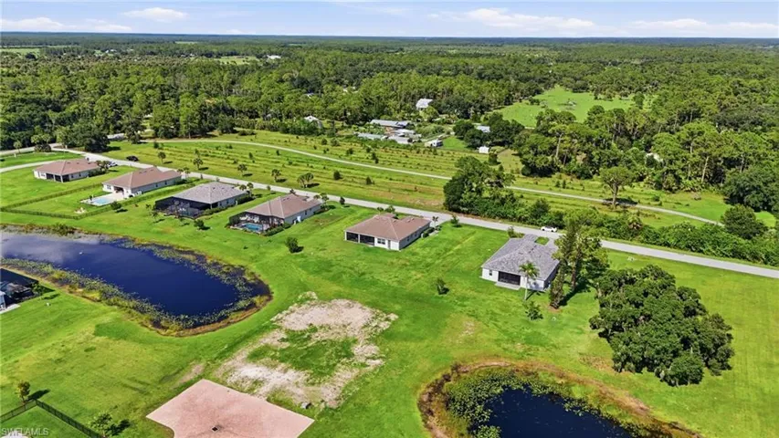 17040 Serengeti Cir, Alva, Florida 33920