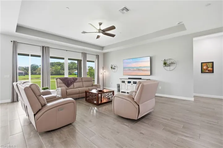 17040 Serengeti Cir, Alva, Florida 33920