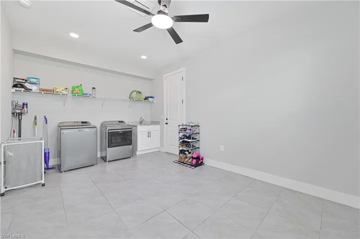 1308 SW 4th  LN, Cape Coral, FL 33991