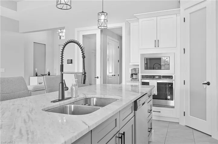 1308 SW 4th  LN, Cape Coral, FL 33991