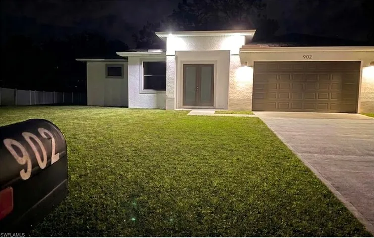 902 Magnolia, Lehigh Acres, Florida 33972