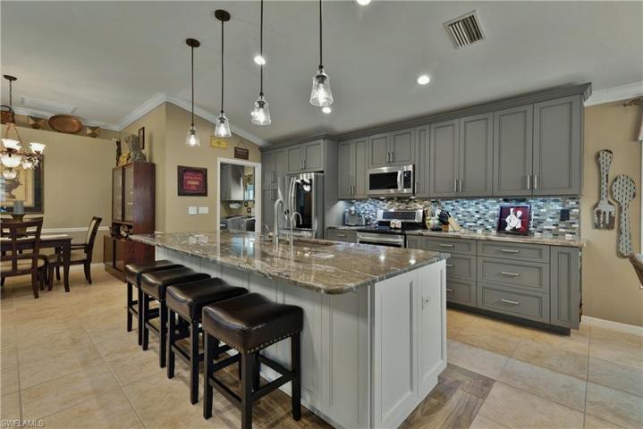 9126 Shadow Glen WAY, FORT MYERS FL 33913