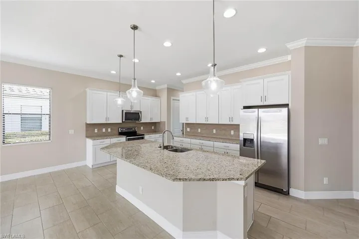 4722  Formosa  DR, Naples, FL 34119