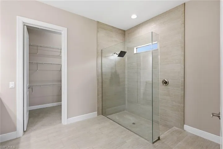 4722  Formosa  DR, Naples, FL 34119