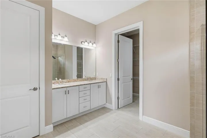 4722  Formosa  DR, Naples, FL 34119