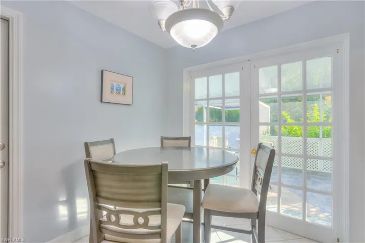 Dining nook