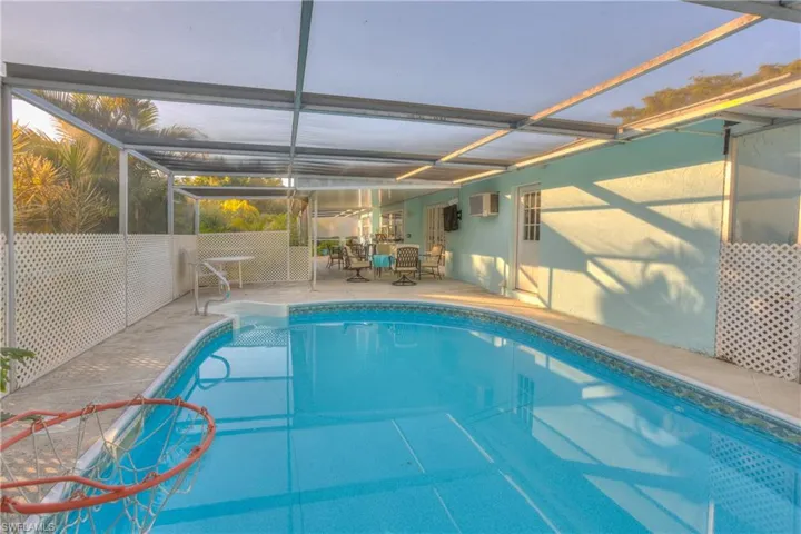 12,000 gallon pool