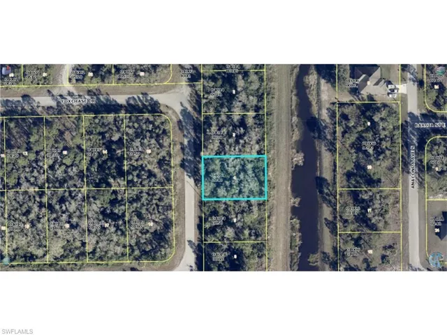 679 Foxchase DR, LEHIGH ACRES FL 33974