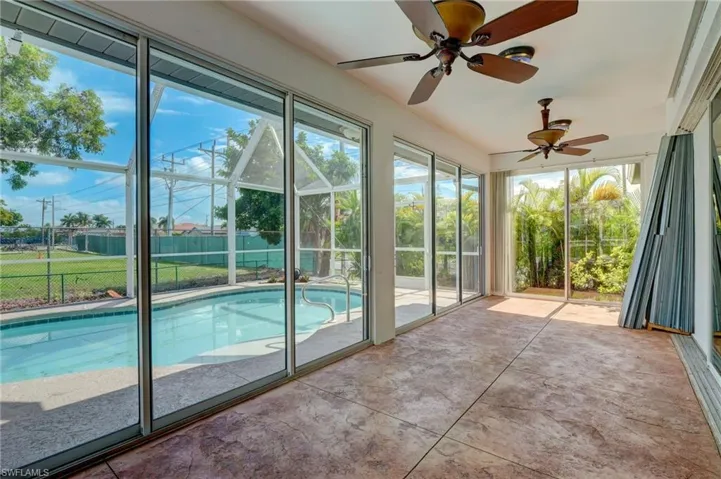 2001 SW 32nd  ST, Cape Coral, FL 33914
