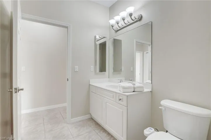 2001 SW 32nd  ST, Cape Coral, FL 33914