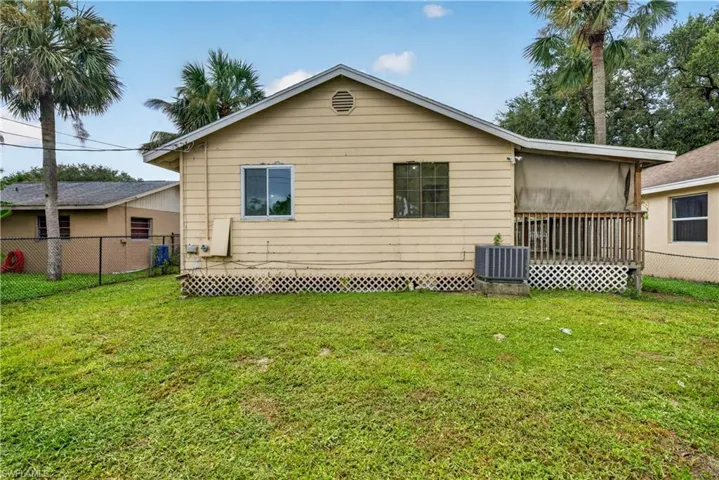 11535 Chapman Ave, Bonita Springs, Florida 34135