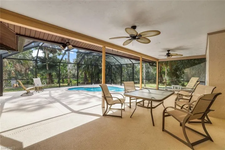 Large under-truss lanai