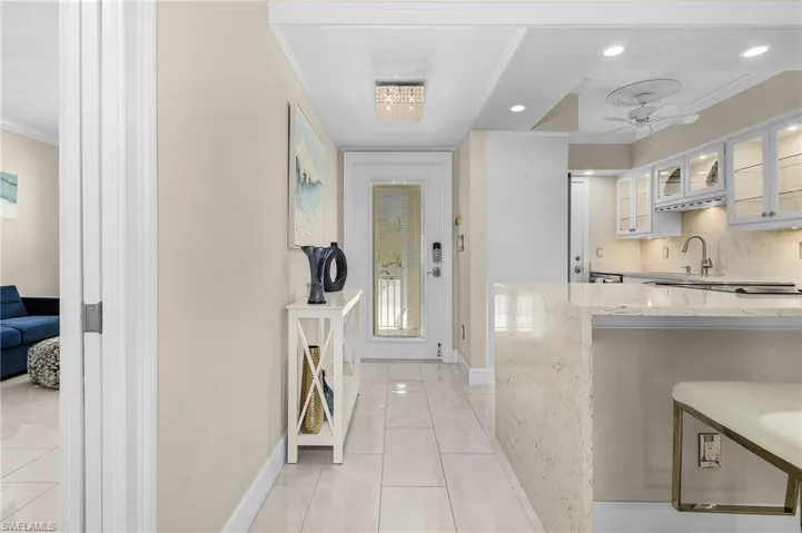234  Banyan  BLVD, Naples, FL 34102