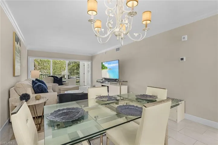 234  Banyan  BLVD, Naples, FL 34102