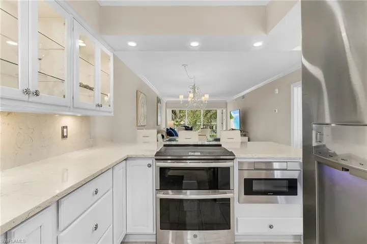 234  Banyan  BLVD, Naples, FL 34102