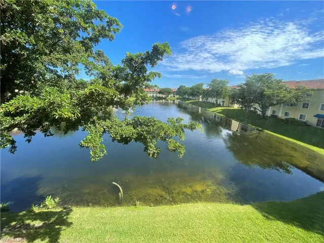 8274  Key Royal  CIR, Naples, FL 34119