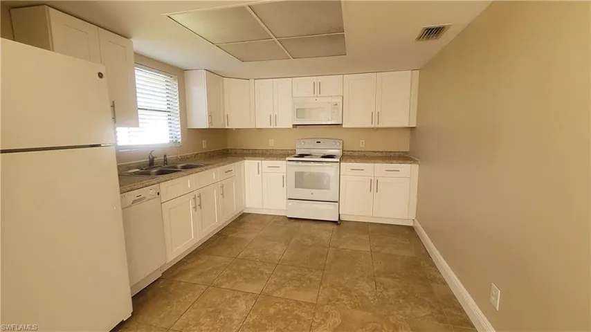 7508 Kitchen