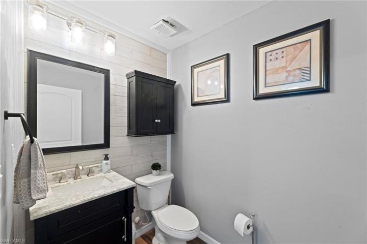 3506 E Gator  CIR, Cape Coral, FL 33909