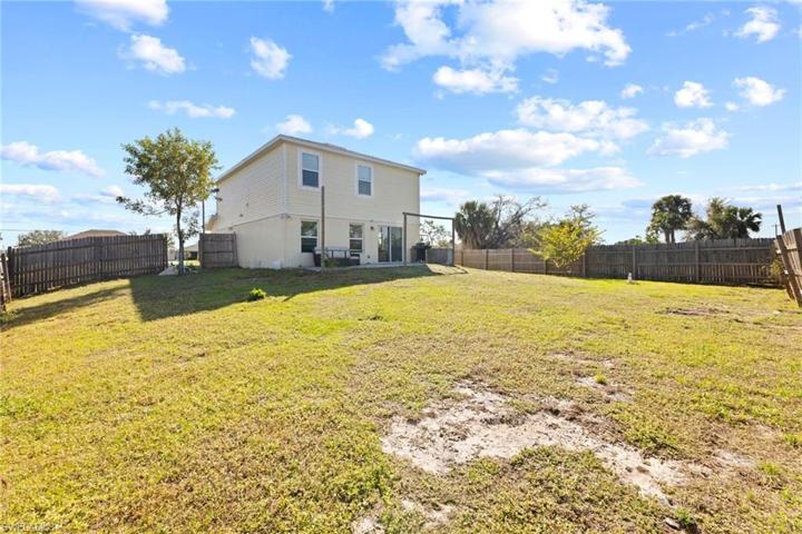 3506 E Gator  CIR, Cape Coral, FL 33909