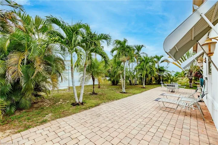 27482  Pauline  DR, Bonita Springs, FL 34135