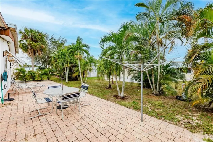 27482  Pauline  DR, Bonita Springs, FL 34135