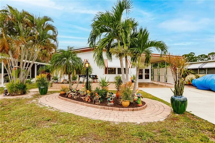 27482  Pauline  DR, Bonita Springs, FL 34135