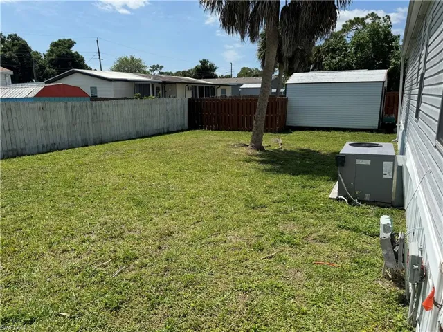 2490  Austin Smith  CT, North Fort Myers, FL 33917