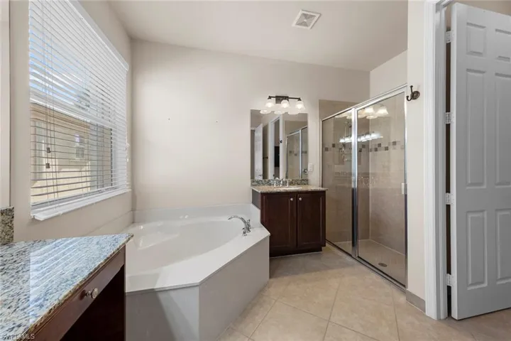 11216  Sparkleberry  DR, Fort Myers, FL 33913
