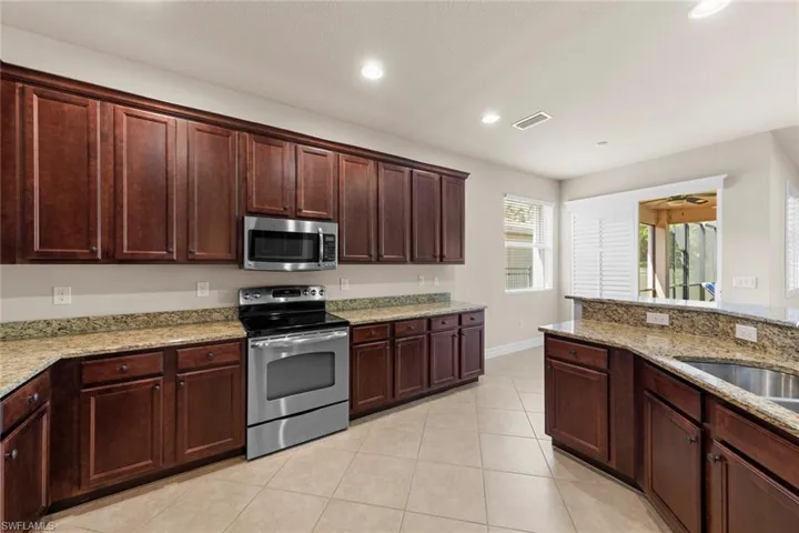 11216  Sparkleberry  DR, Fort Myers, FL 33913