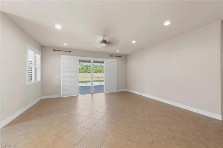 11216  Sparkleberry  DR, Fort Myers, FL 33913
