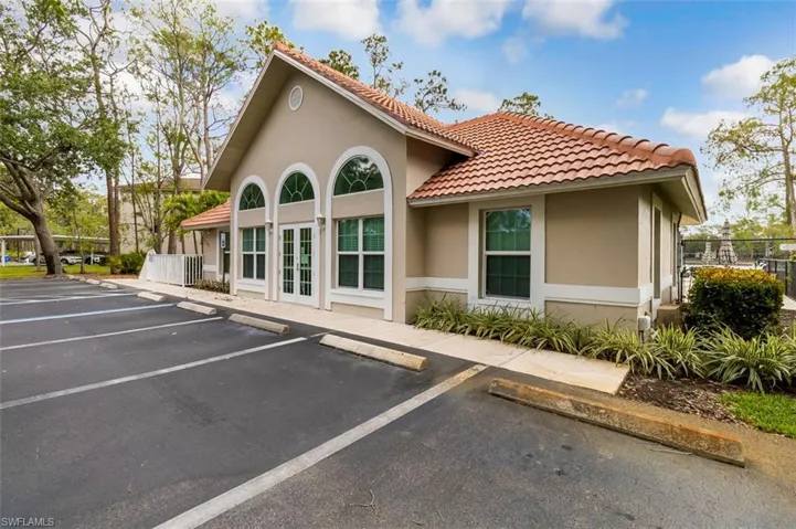 5708 Deauville Cir J305, Naples, Florida 34112