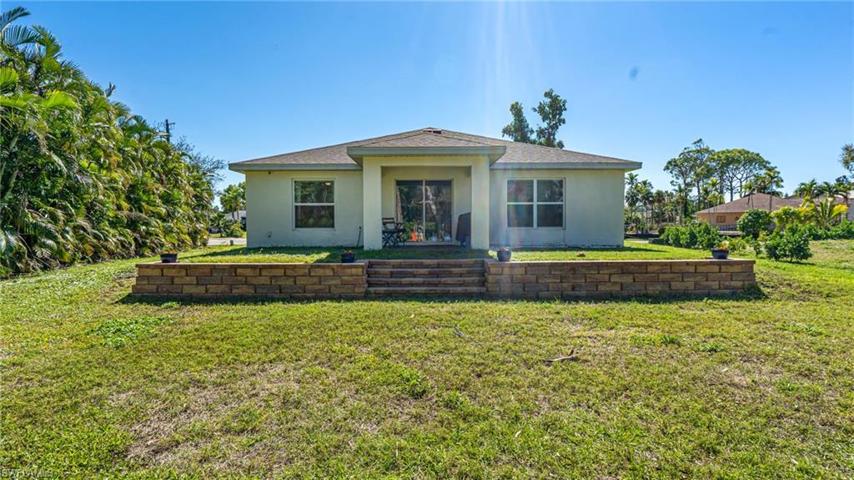 18685 Spruce DR W, FORT MYERS FL 33967