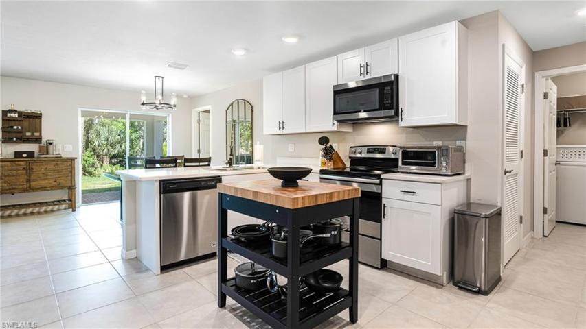18685 Spruce DR W, FORT MYERS FL 33967
