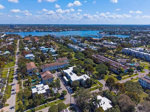 505 Broad Ave S 505, Naples, Florida 34102