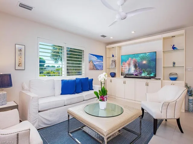 505 Broad Ave S 505, Naples, Florida 34102