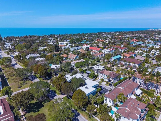 505 Broad Ave S 505, Naples, Florida 34102
