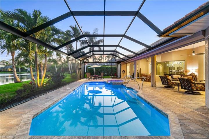 15286  Burnaby  DR, Naples, FL 34110