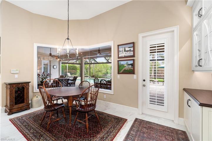 15286  Burnaby  DR, Naples, FL 34110