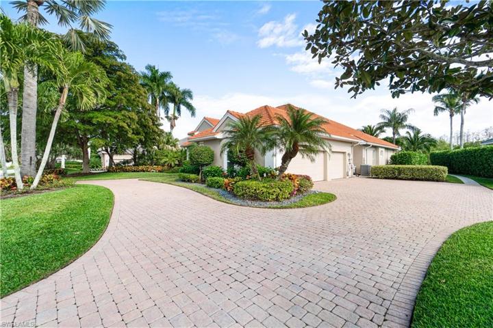 15286  Burnaby  DR, Naples, FL 34110