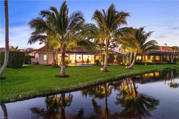 15286  Burnaby  DR, Naples, FL 34110